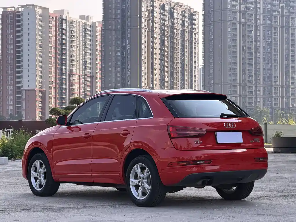 Audi Q3 2016 30 TFSI Fashion купить на сайте DeffCars