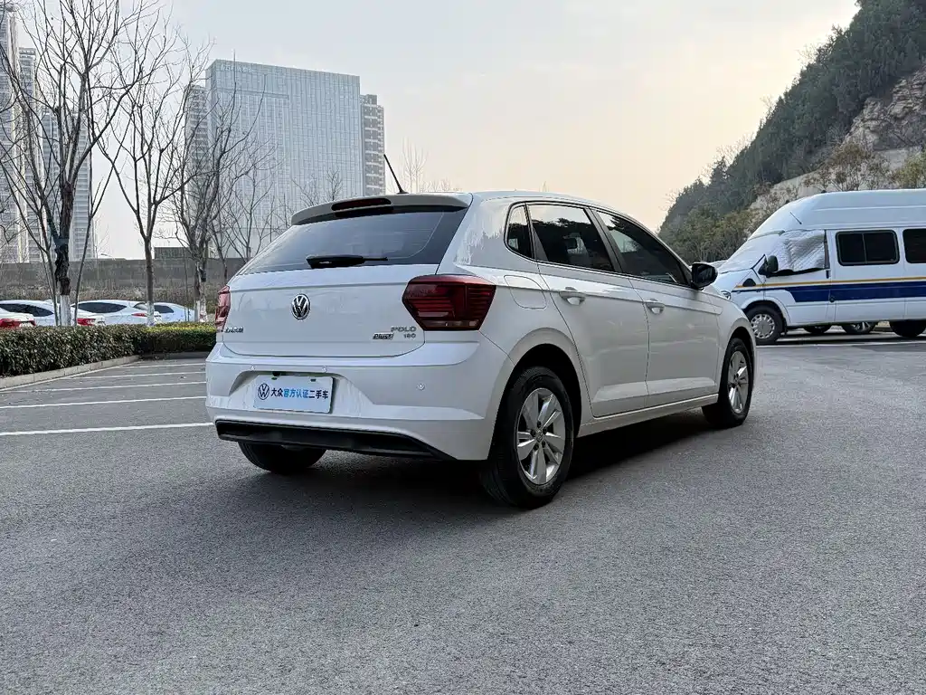 Polo 2019 Plus 1.5L Automatic Panoramic Enjoyment Edition купить на сайте DeffCars