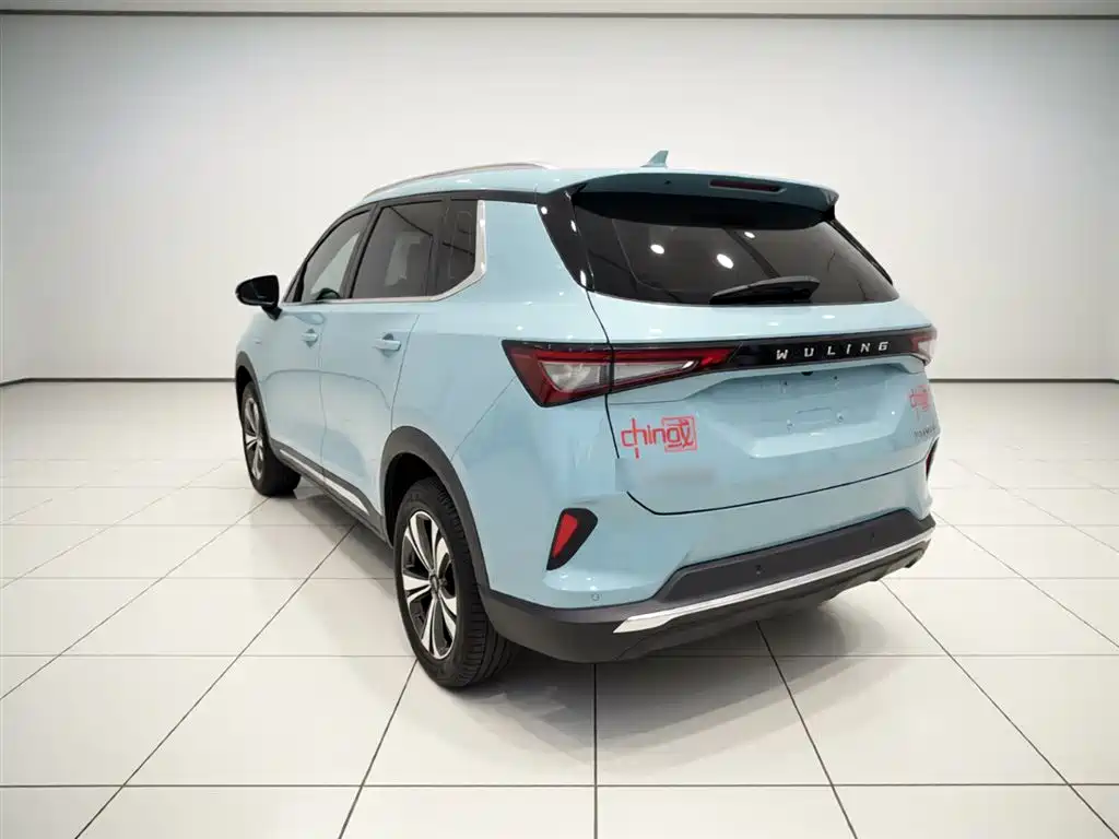 Wuling Xingchen 2021 1.5T manual starlight version купить на сайте DeffCars