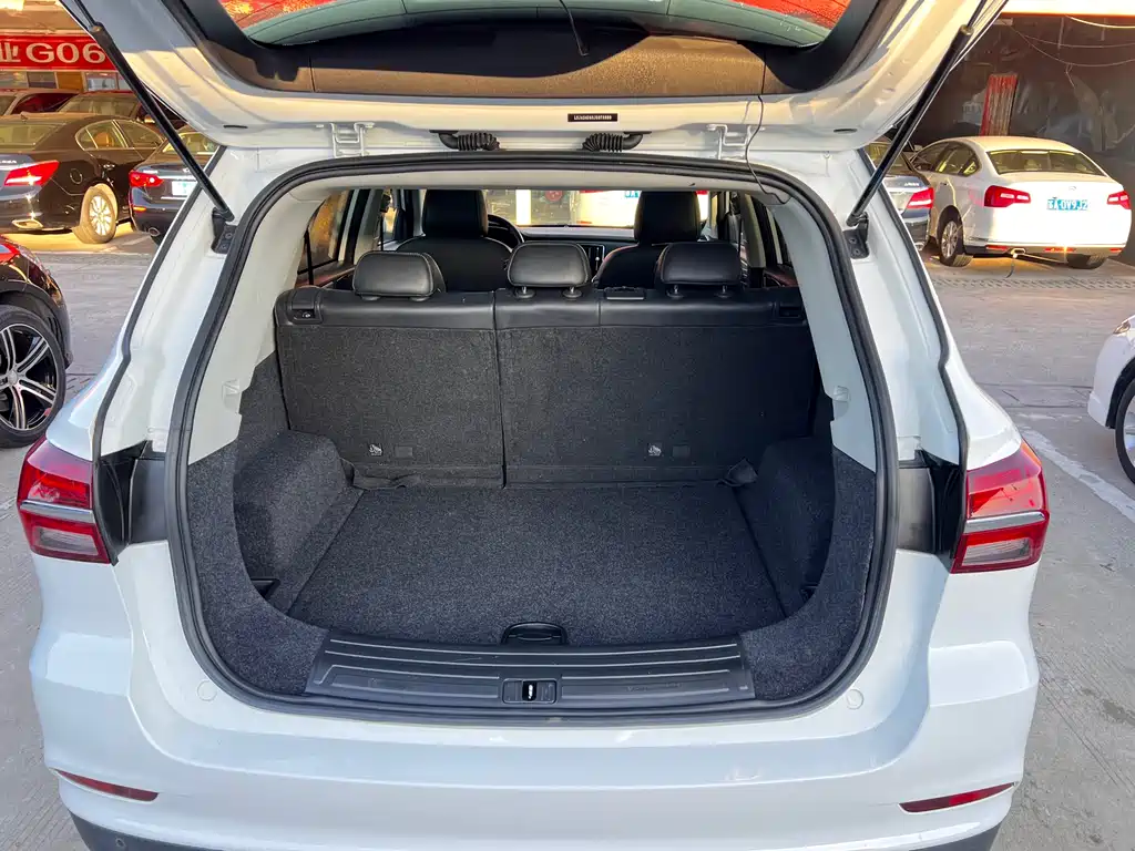 Roewe RX5 2018 20T two-wheel drive automatic flagship version купить на сайте DeffCars