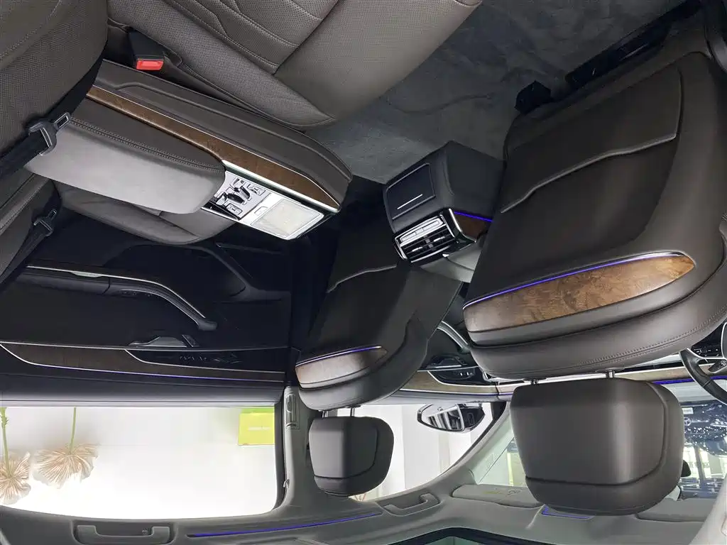 Audi A8 2019 facelift Plus A8L 55 TFSI quattro luxury model купить на сайте DeffCars