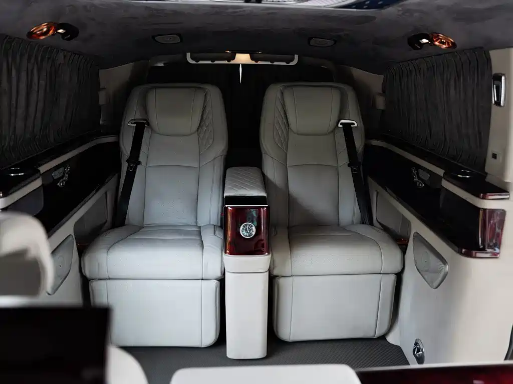 Vito 2021 2.0T Business Edition 7 seats купить на сайте DeffCars