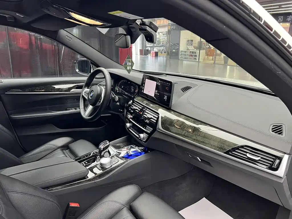 BMW 6 Series GT 2021 facelift 630i M Sports Package купить на сайте DeffCars