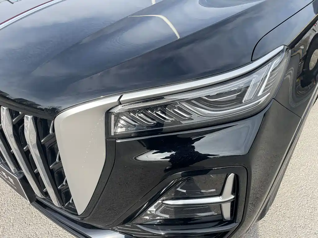 Hongqi HS5 2023 2.0T Qixiang Pro 500,000 Commemorative Edition купить на сайте DeffCars