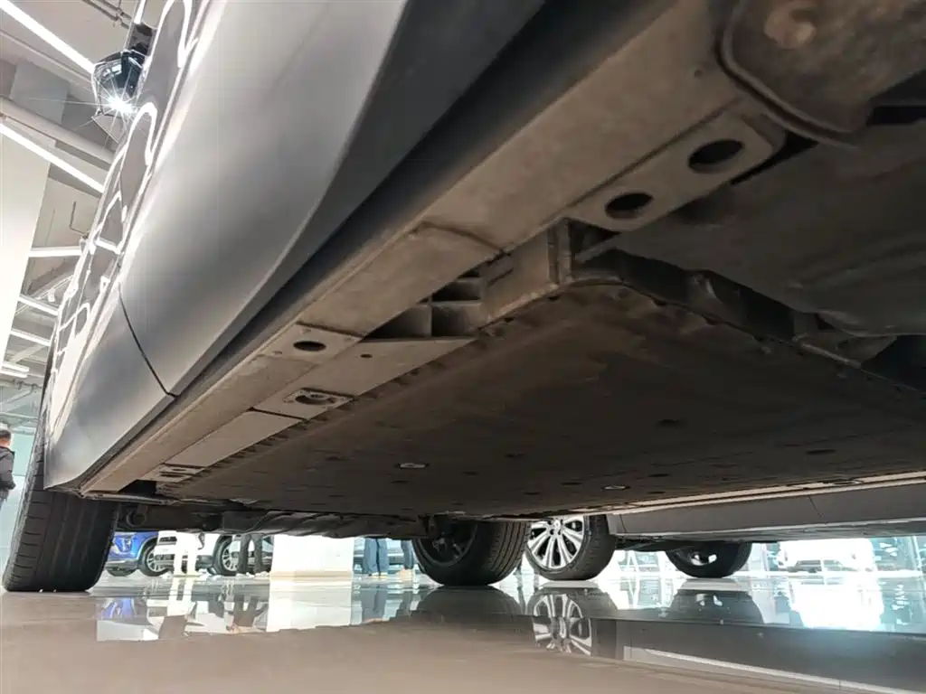 NIO ES8 2023 model 75kWh купить на сайте DeffCars