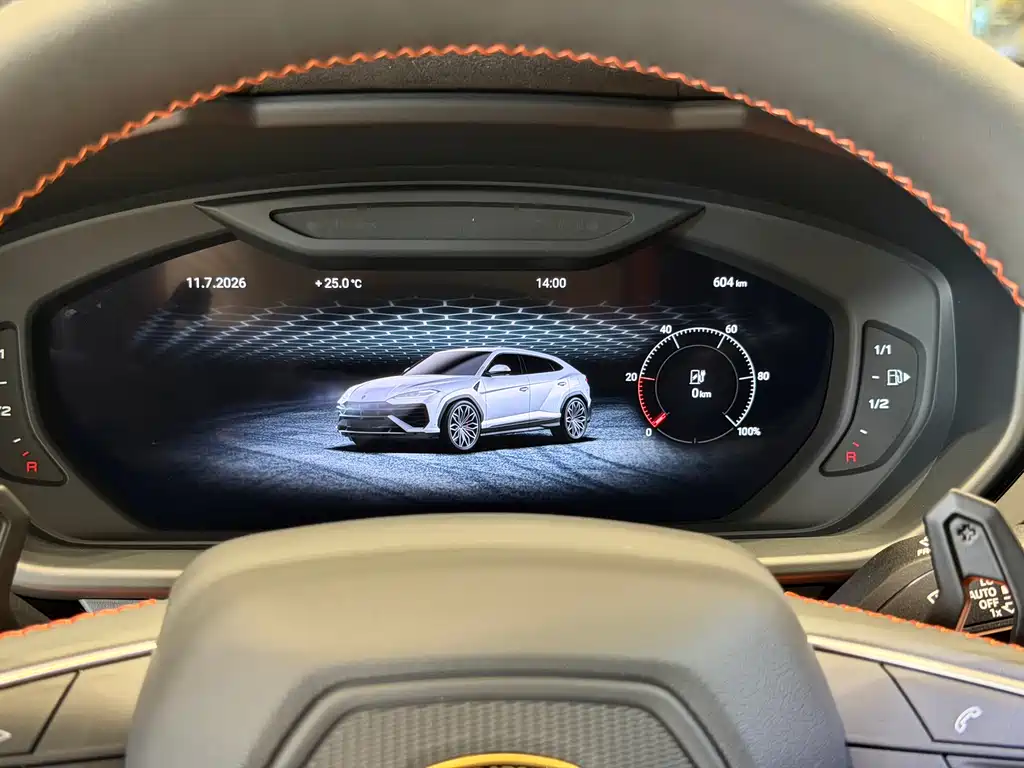 Urus SE 2026 4.0T Standard Edition купить на сайте DeffCars