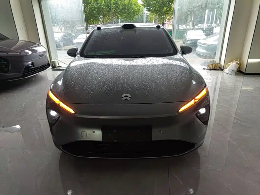 NIO ET7 2024 75kWh Executive Signature Edition купить на сайте DeffCars