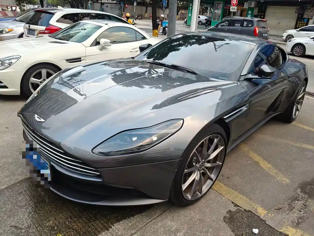 Aston Martin DB11 2020 4.0T V8 Coupe купить на сайте DeffCars