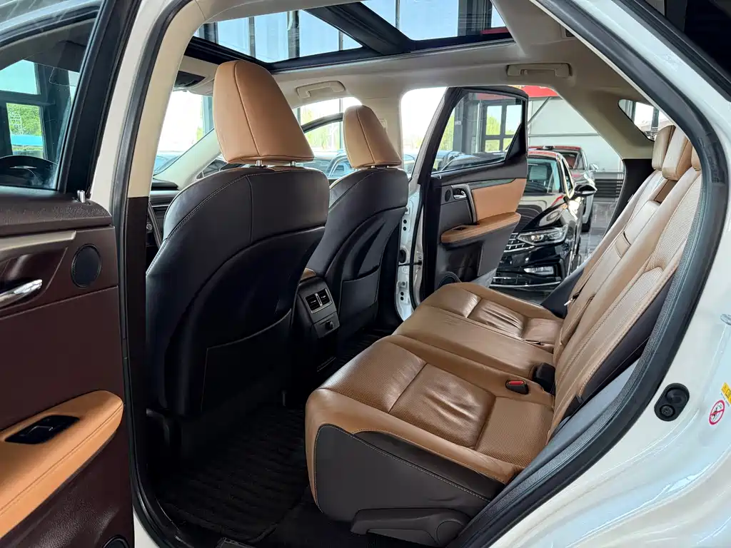 Lexus RX 2016 300 four-wheel drive elegant version National V купить на сайте DeffCars