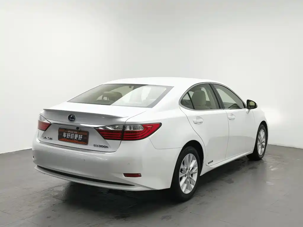 Lexus ES 2013 300h Elite Edition купить на сайте DeffCars