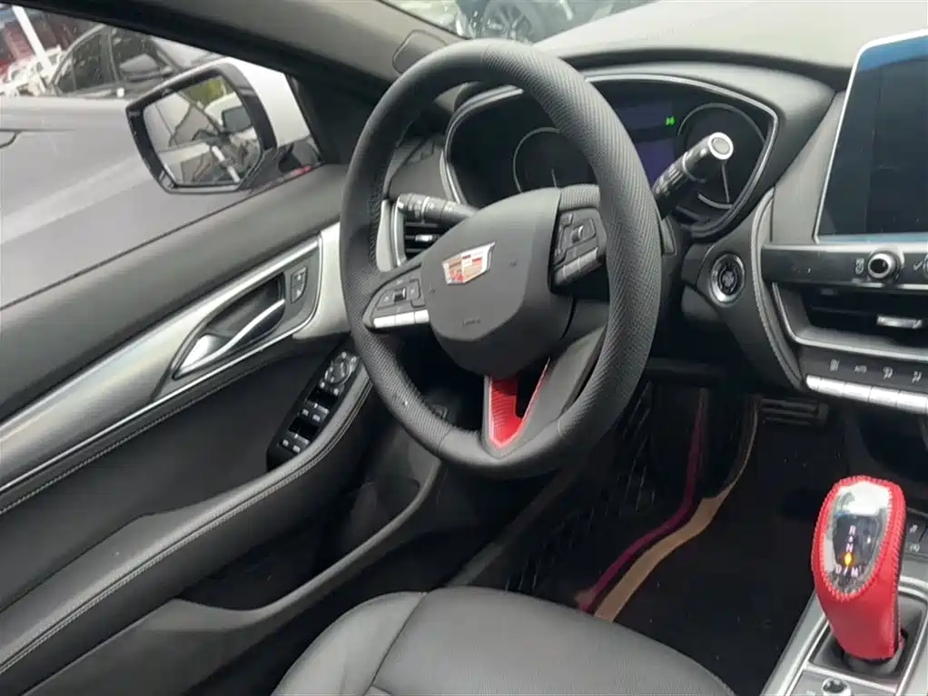 Cadillac CT5 2021 28T luxury model купить на сайте DeffCars