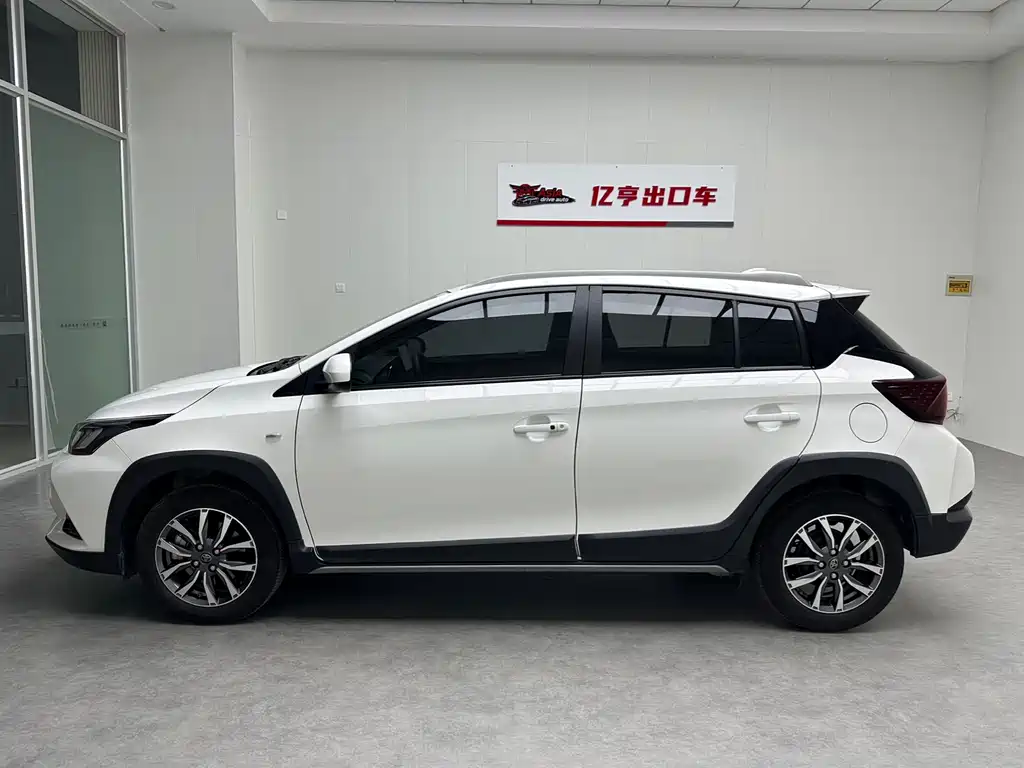 YARiS L Zhixuan 2021 Zhixuan X 1.5L CVT Deluxe Edition купить на сайте DeffCars