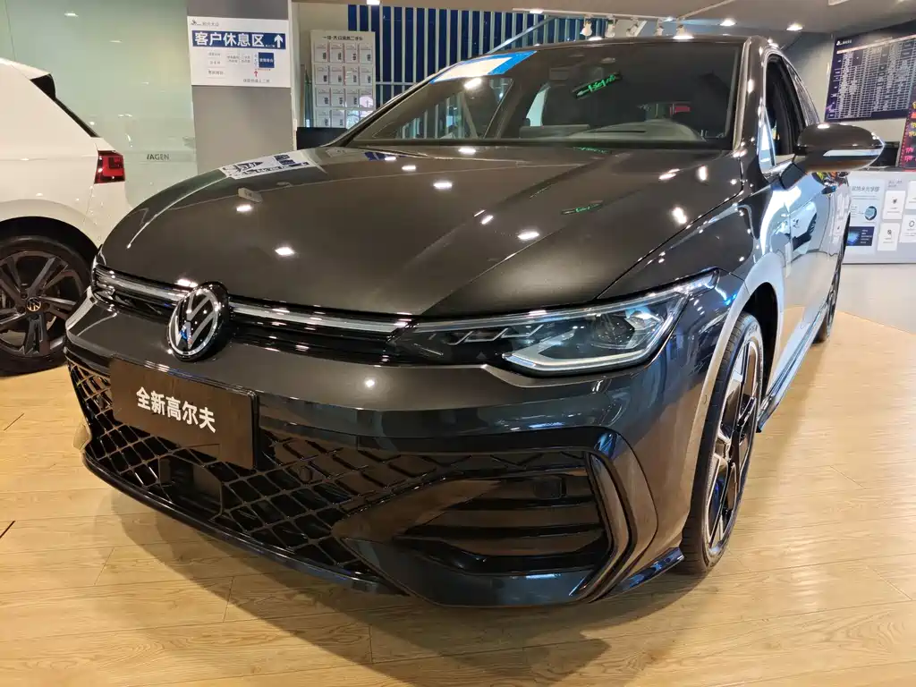 Golf 2025 300TSI R-Line купить на сайте DeffCars
