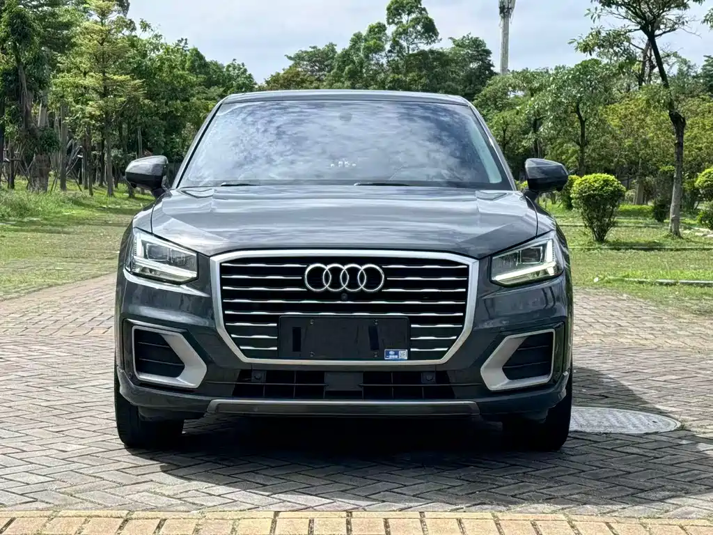Audi Q2L 2021 35 TFSI fashionable and dynamic купить на сайте DeffCars