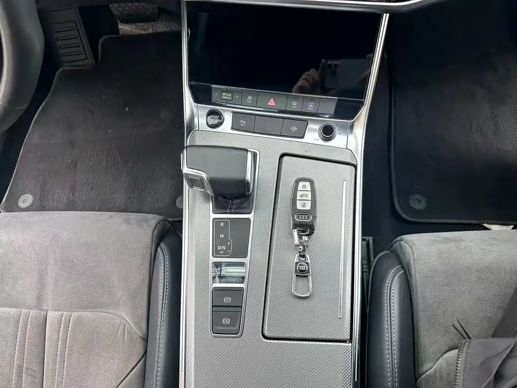 Audi A6L 2021 45 TFSI Premium Dynamic Model купить на сайте DeffCars