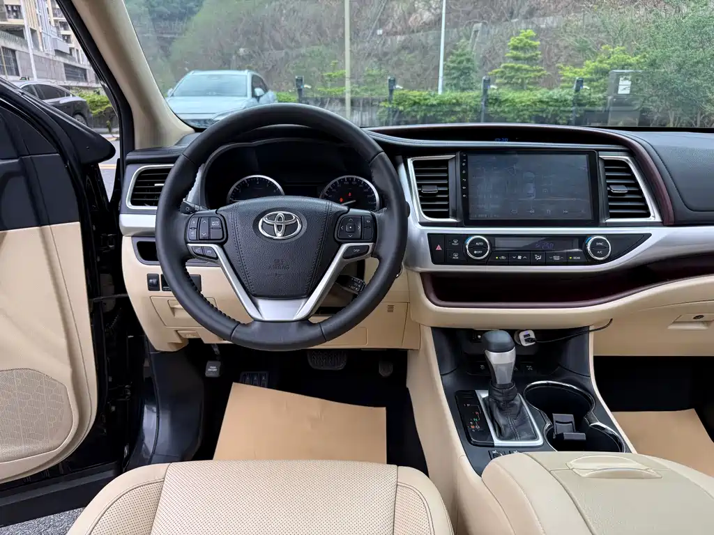 Highlander 2017 2.0T four-wheel drive luxury version 7 seats купить на сайте DeffCars
