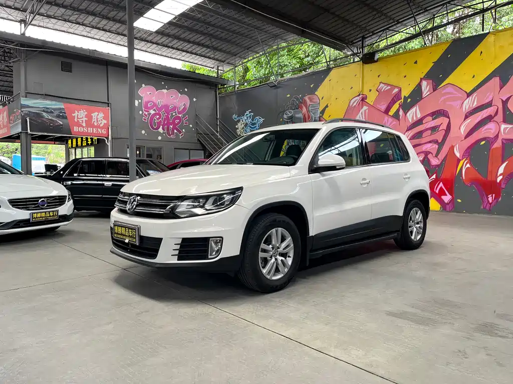 Tiguan 2015 1.8TSI automatic two-wheel drive fashion version купить на сайте DeffCars