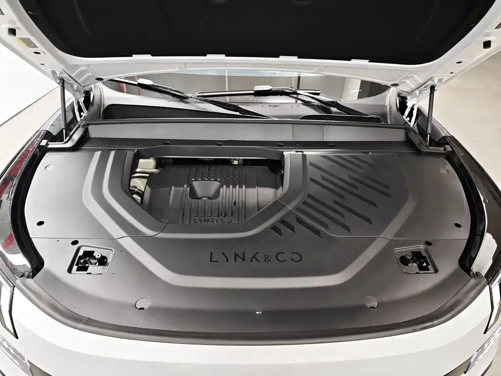 Lynk & Co 900 2025 2.0T Ultra купить на сайте DeffCars