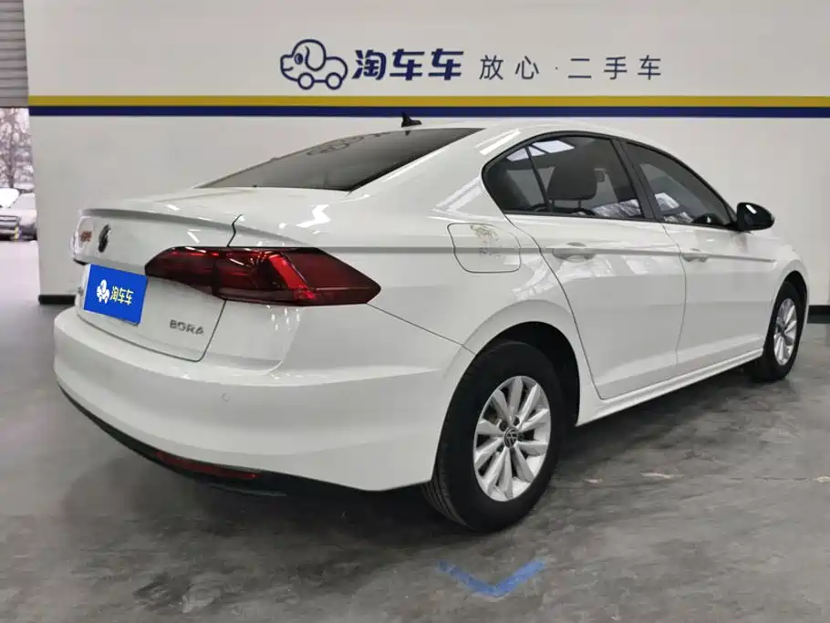 Bora 2021 1.5L automatic fashion smart connected version купить на сайте DeffCars