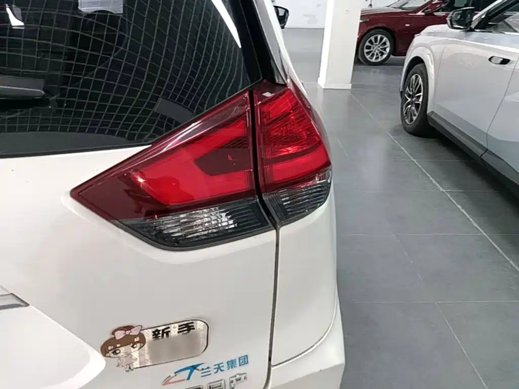 X-Trail 2020 2.0L XL its CVT 2WD Zhilian Comfort Edition купить на сайте DeffCars