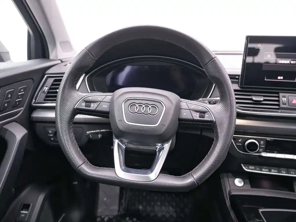 Audi Q5L 2022 facelift 45T luxury and dynamic model купить на сайте DeffCars