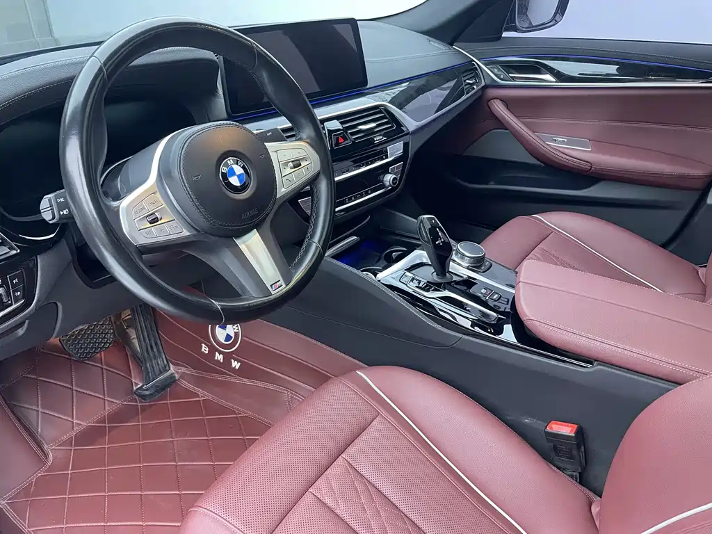 BMW 5 Series 2022 525Li M Sports Package купить на сайте DeffCars