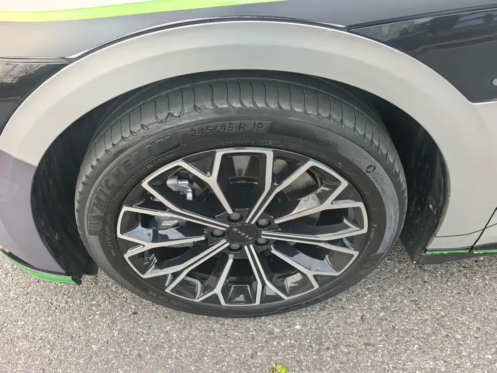 Jikrypton 007 2024 four-wheel drive smart driving version 75kWh купить на сайте DeffCars