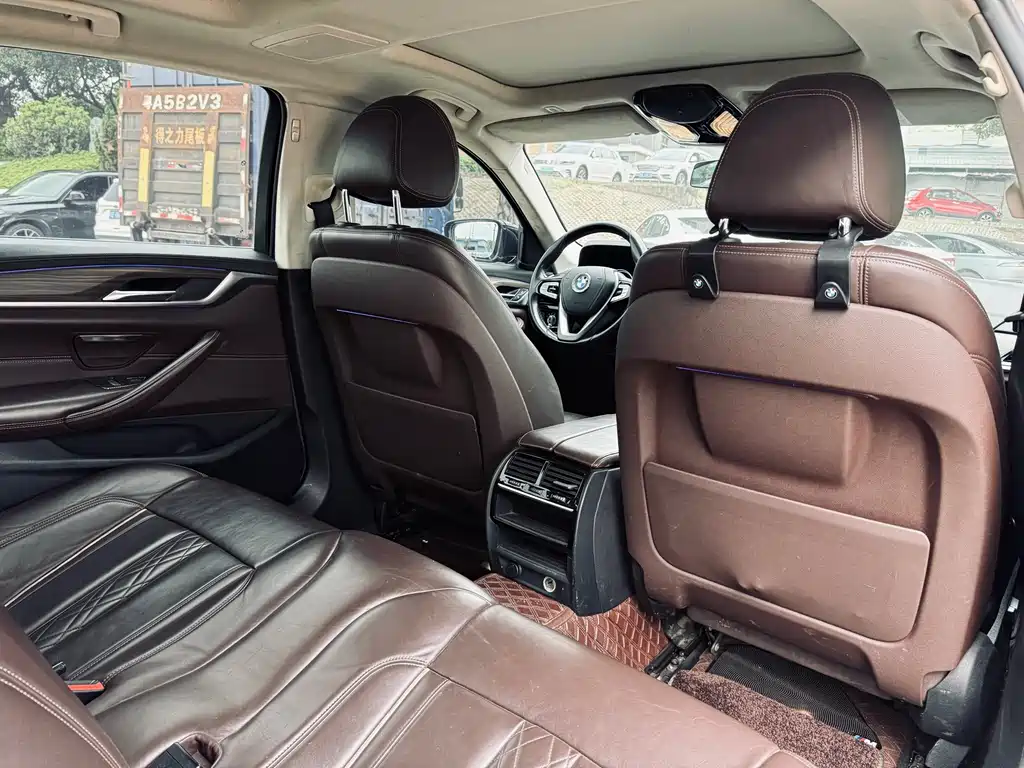 BMW 5 Series 2018 facelift 530Li leading model luxury package купить на сайте DeffCars