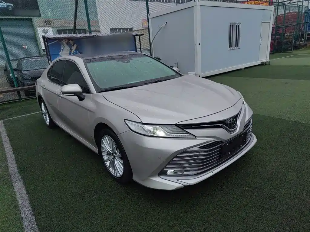 Camry 2019 2.5G Deluxe Edition National VI купить на сайте DeffCars