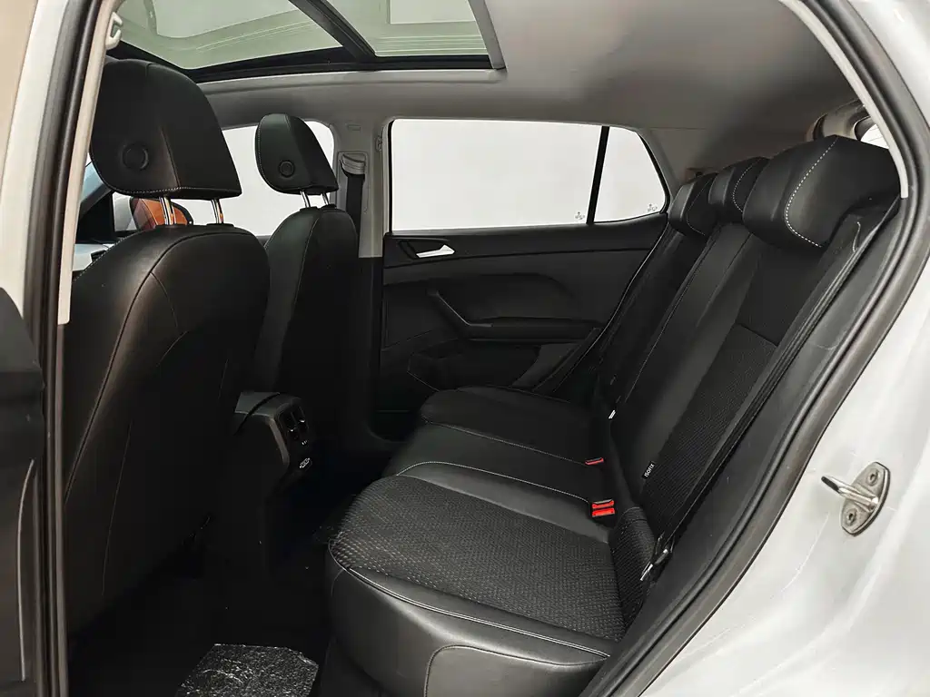 Tanying 2023 200TSI DSG Yuezhi Connected Edition купить на сайте DeffCars
