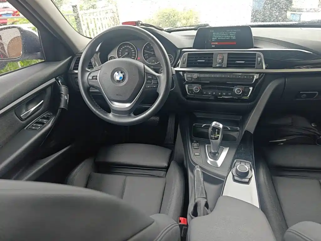 BMW 3 Series 2018 318i купить на сайте DeffCars