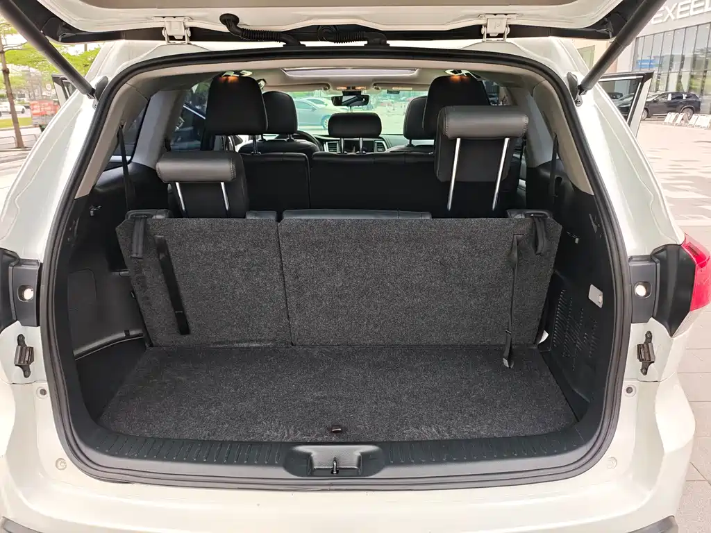 Highlander 2018 2.0T two-wheel drive luxury version, 7 seats, National V купить на сайте DeffCars