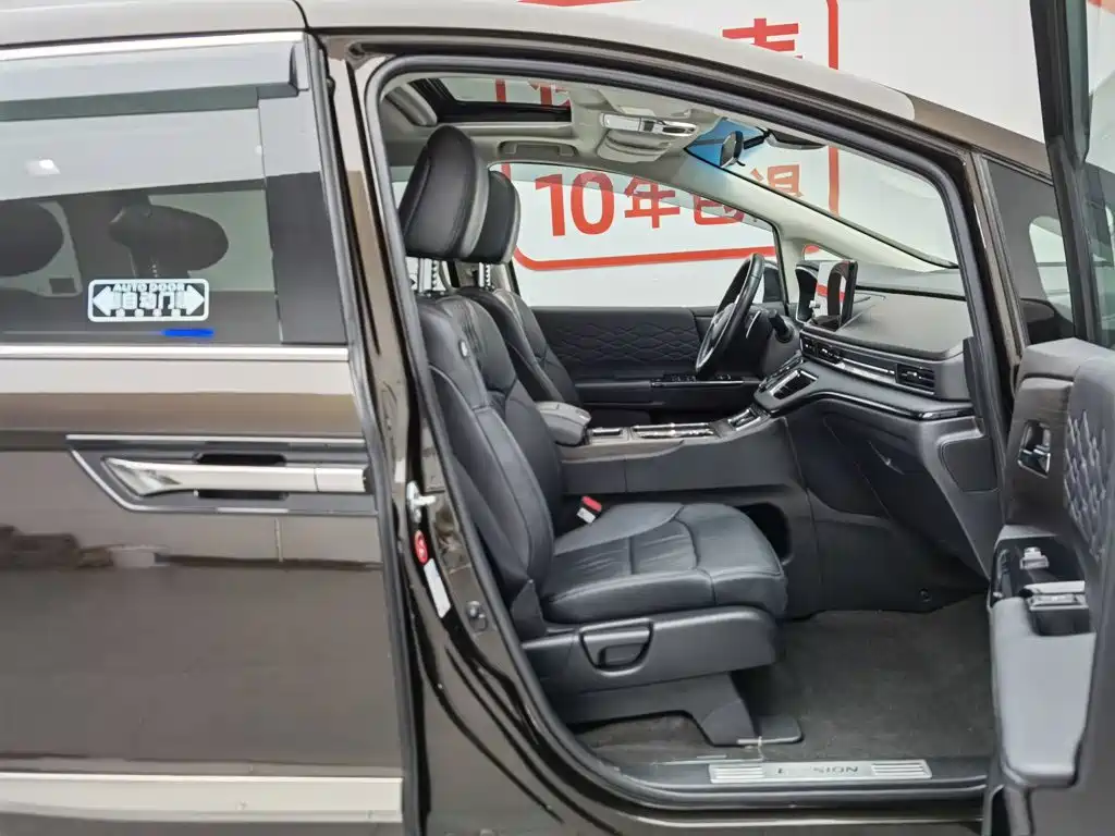 Alison 2022 2.0L e:HEV Luxury First Edition купить на сайте DeffCars