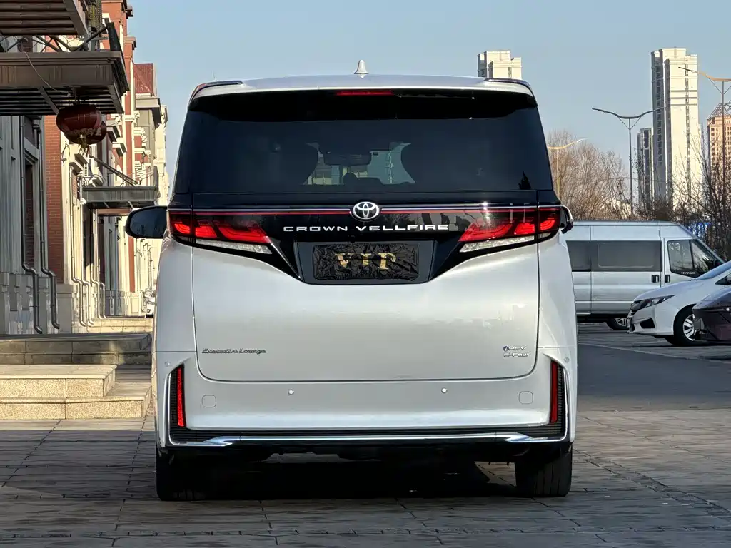 Wilfa 2024 Crown Dual Engine 2.5L Supreme Executive Edition купить на сайте DeffCars