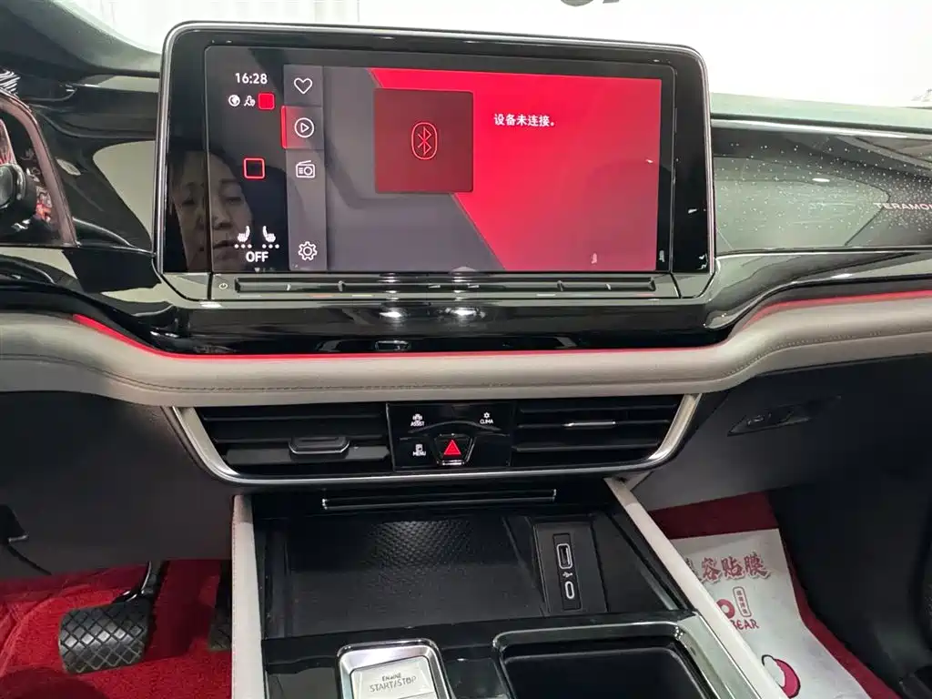 Touron 2021 380TSI four-wheel drive luxury version купить на сайте DeffCars