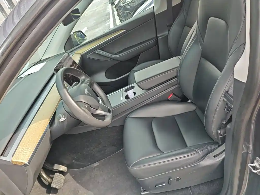 Model Y 2022 modified rear-wheel drive version купить на сайте DeffCars