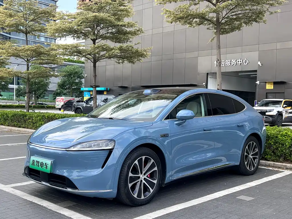 Zhijie R7 2024 pure electric 736km UItra купить на сайте DeffCars