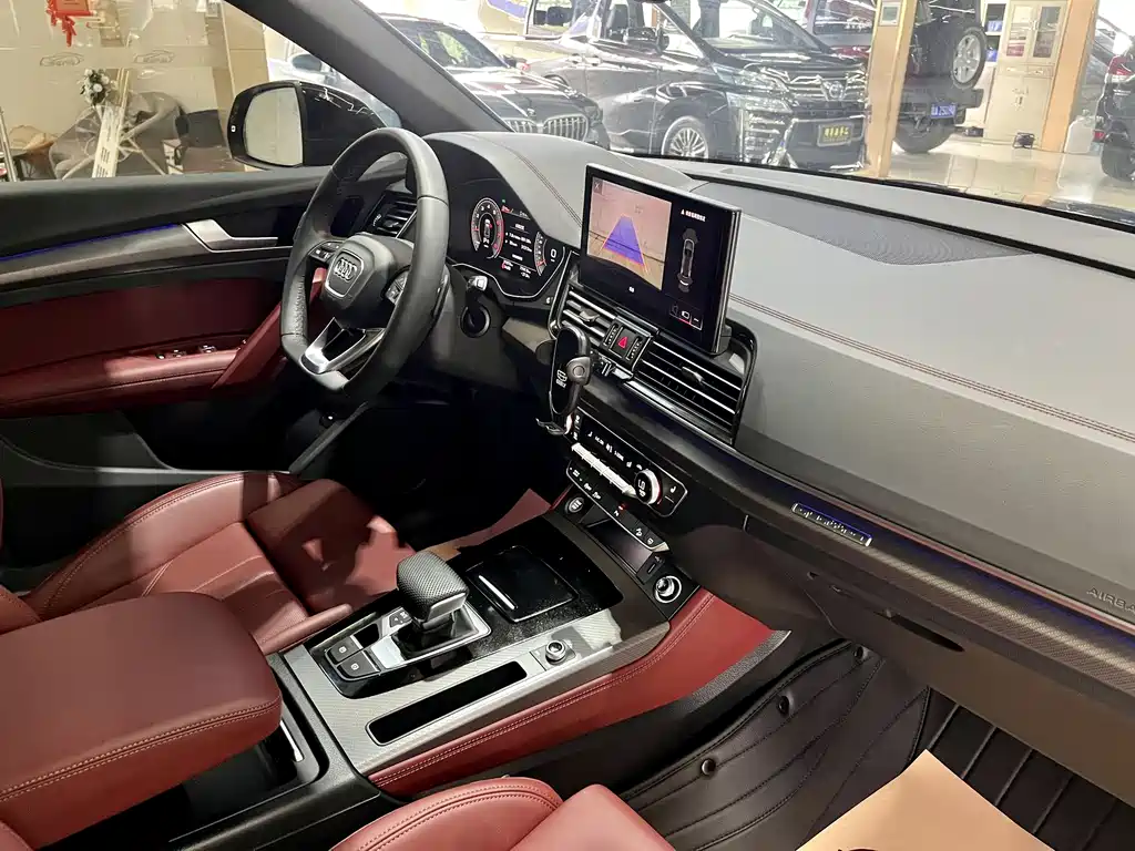Audi Q5L 2025 40 TFSI luxury and dynamic model купить на сайте DeffCars