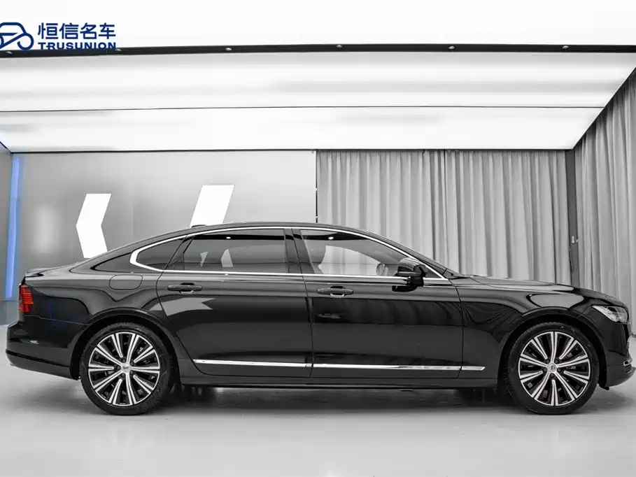 Volvo S90 2024 B5 Zhiyuan Luxury Edition купить на сайте DeffCars