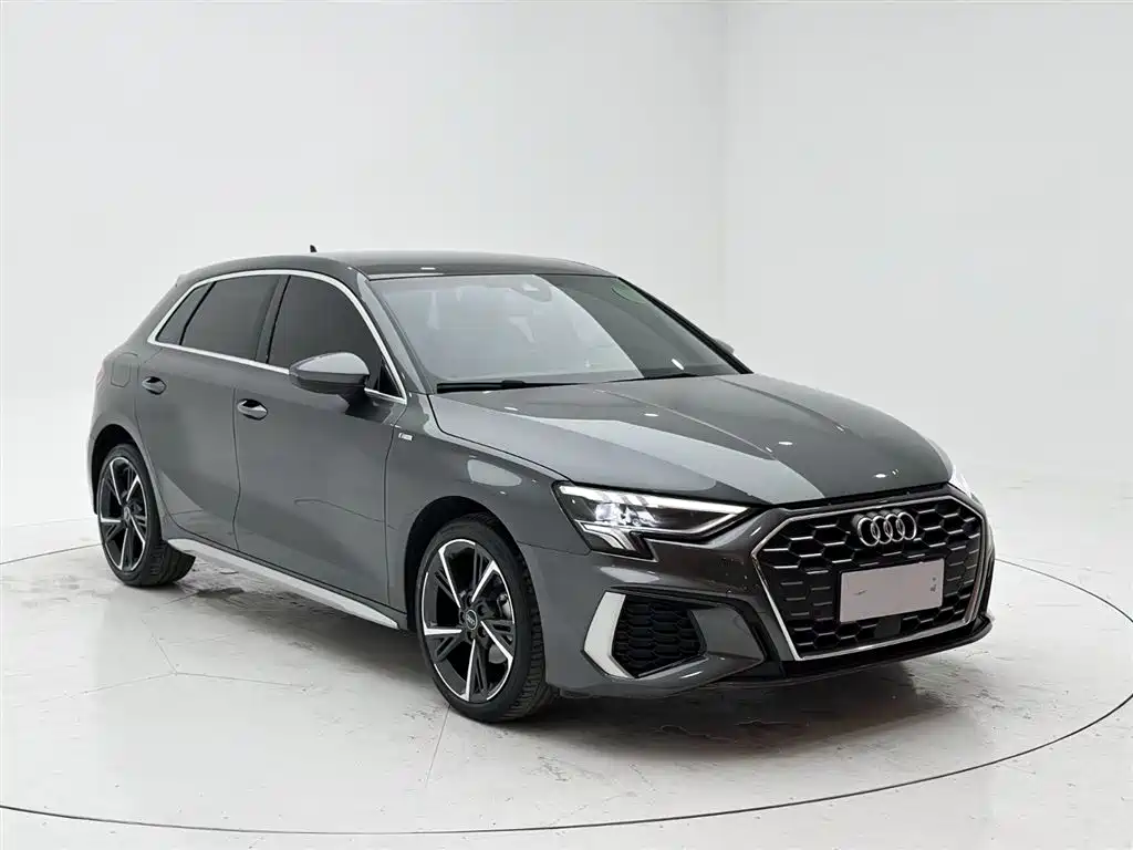 Audi A3 2024 Sportback 35 TFSI stylish and sporty купить на сайте DeffCars
