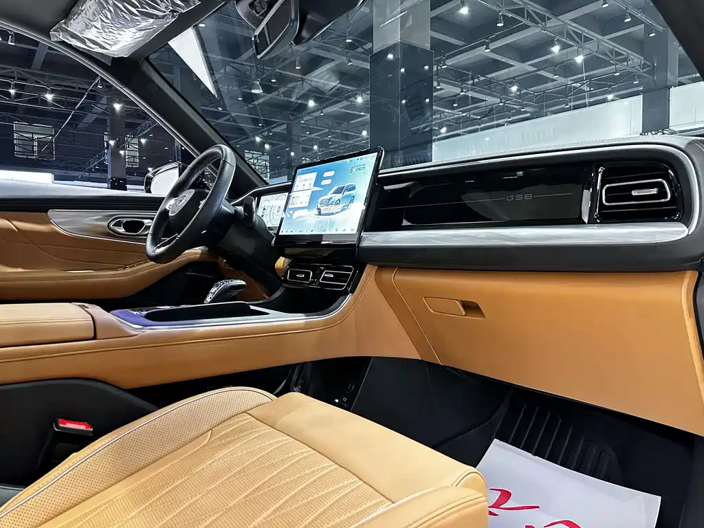 Trumpchi GS8 2025 Pilot Series 2.0TGDI two-wheel drive luxury version 5 seats купить на сайте DeffCars