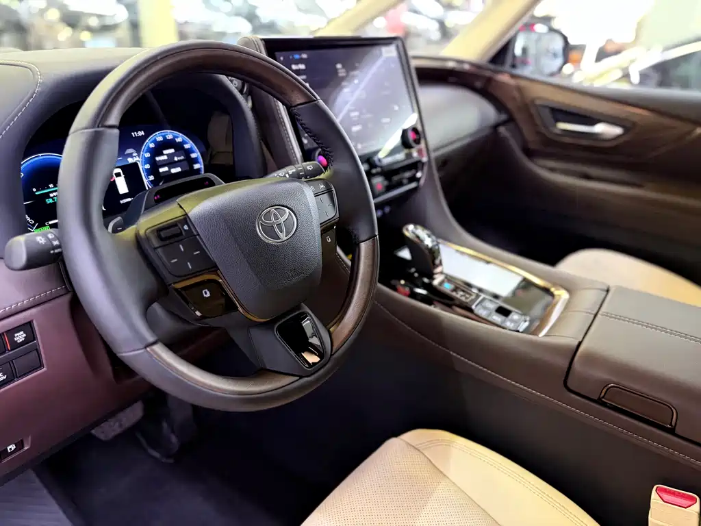 Alfa 2025 Dual Engine 2.5L Premium Gold Edition купить на сайте DeffCars