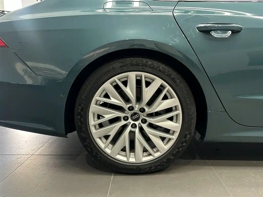 Audi A7 2021 45 TFSI Premium Selection купить на сайте DeffCars