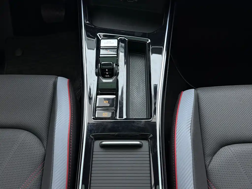 Lingdu 2022 Lingdu L 280TSI DSG Hot Edition купить на сайте DeffCars