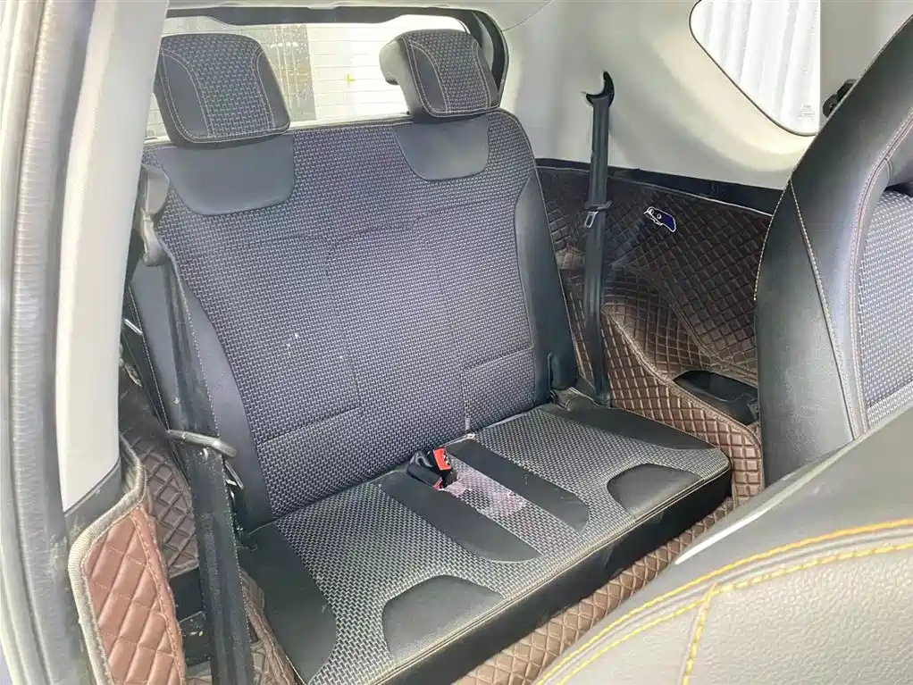 Little Ant 2019 4-seater Smart Edition 35kWh купить на сайте DeffCars