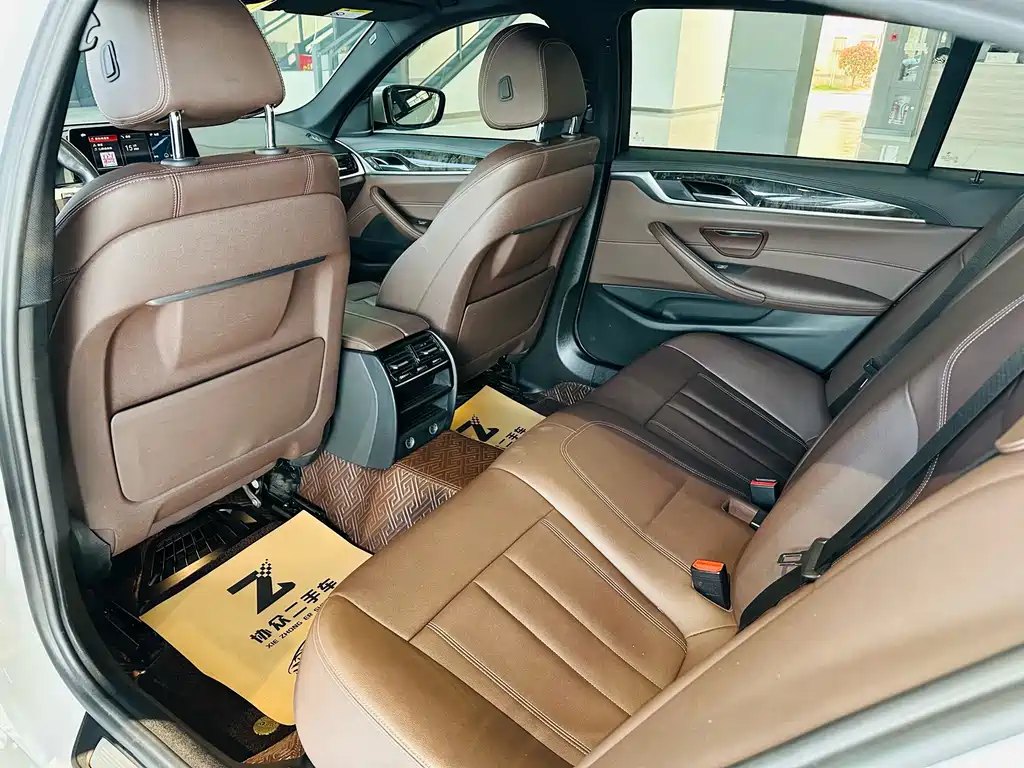 BMW 5 Series 2019 525Li M Sports Package купить на сайте DeffCars