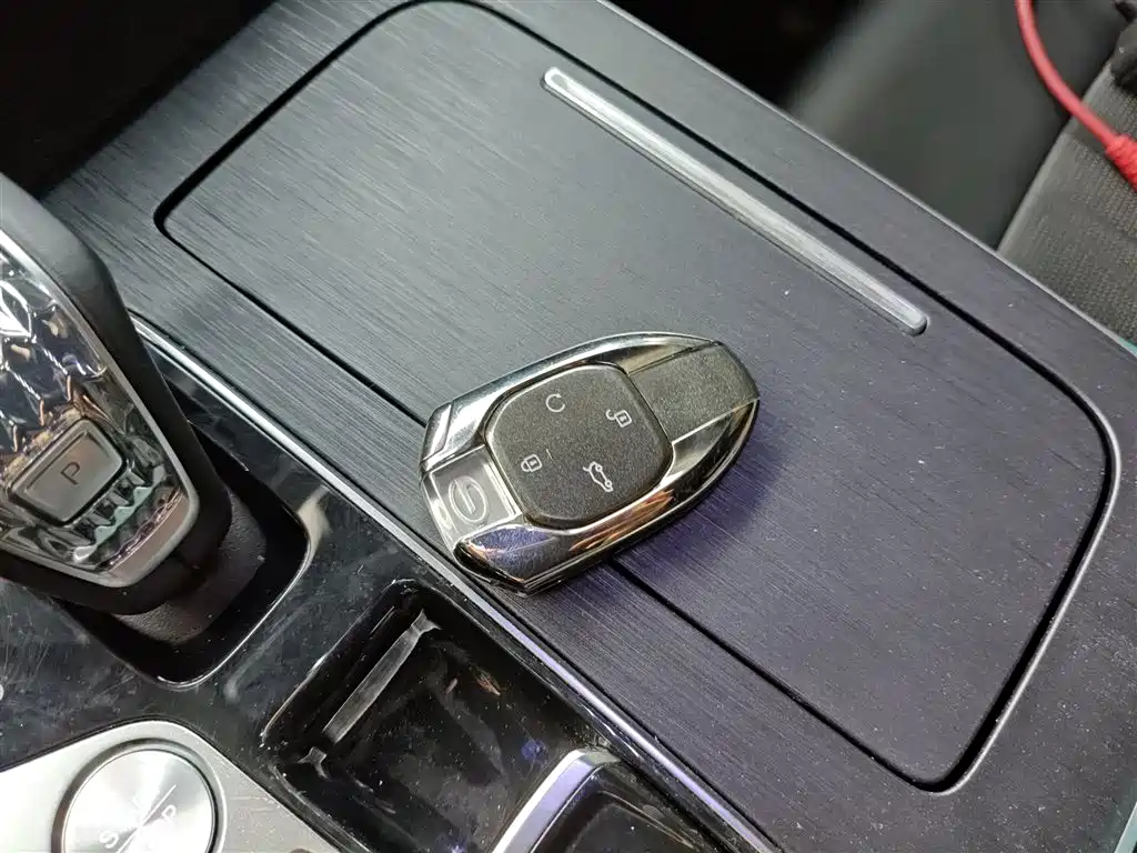 Trumpchi GS8 2022 Pilot Series 2.0TGDI 2WD Luxury Connected Edition (seven seats) купить на сайте DeffCars