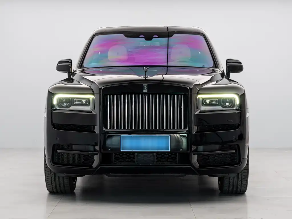 Cullinan 2018 five-seater version купить на сайте DeffCars
