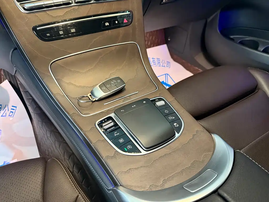Mercedes-Benz GLC 2021 GLC 260 L 4MATIC luxury model купить на сайте DeffCars