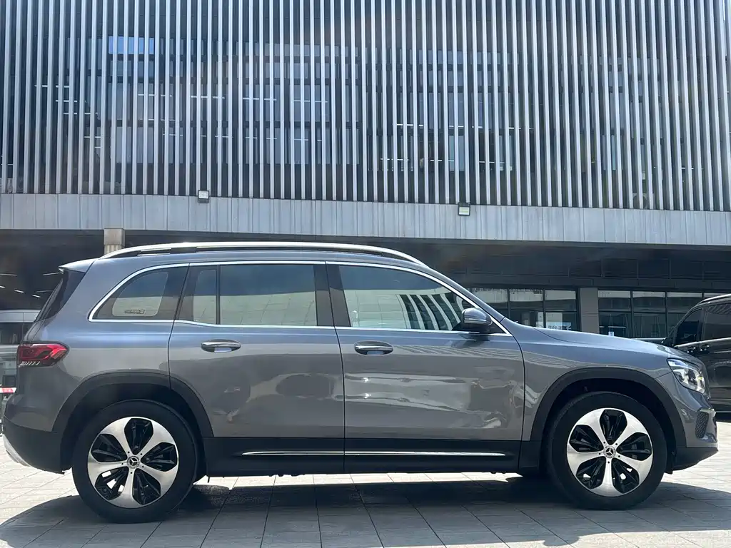 Mercedes-Benz GLB 2023 GLB 220 Fashion Model купить на сайте DeffCars